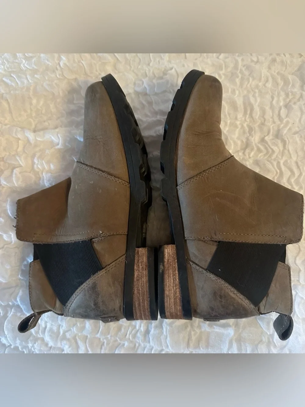 Sorel Emelie Chelsea Taupe Boots Size 7 Waterproof